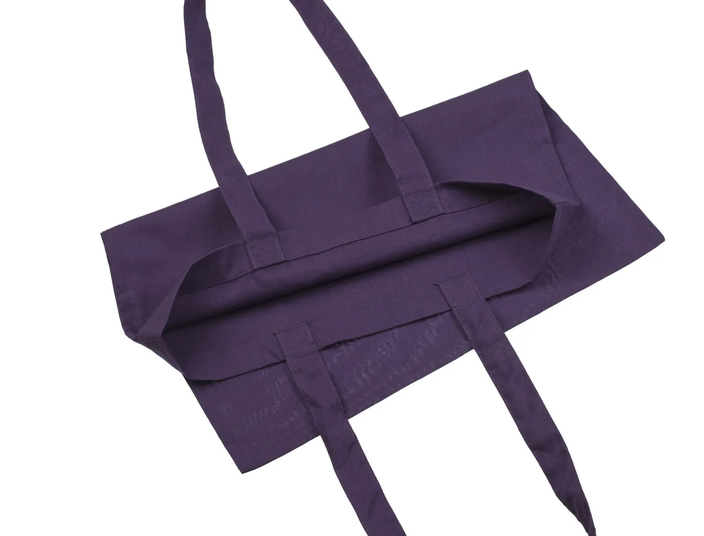 Atverto violetinio 140 g/m² medžiaginio maišelio iš medvilnės vidaus vaizdas, matyti vidinis audinys, viršutinis apvadas ir siūlės aplink maišelio angą.